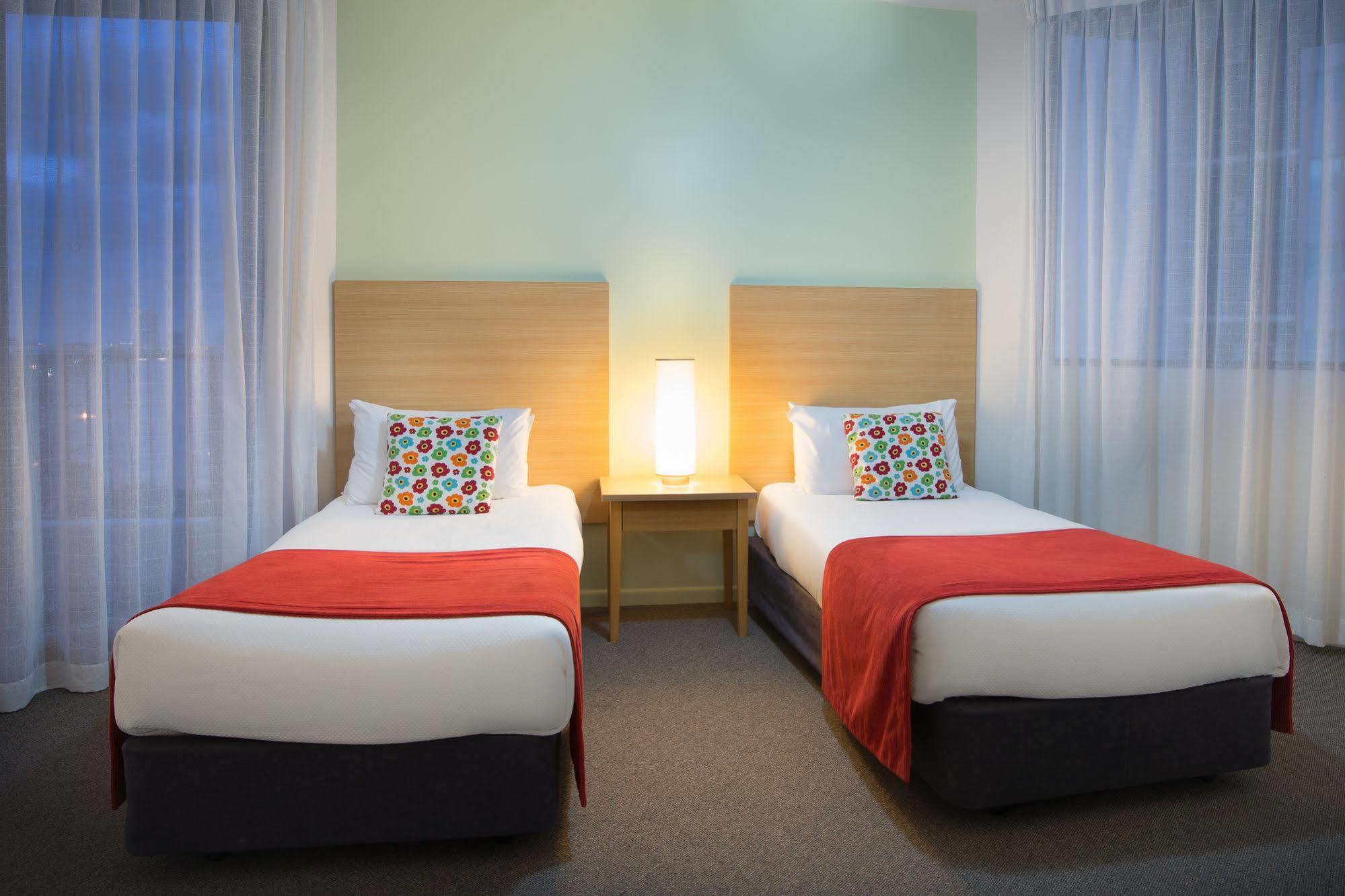 Sandy Point Beach Resort Gold Coast Zewnętrze zdjęcie